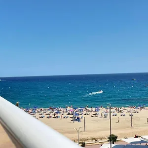 https://live-lloret.topcostabravahotels.com